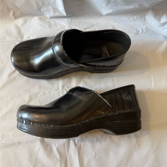 Dansko Proffesional Clogs Womens 36 Shoes Nursing Comfort Slip On US 5.5 / 6 - Picture 6 of 11
